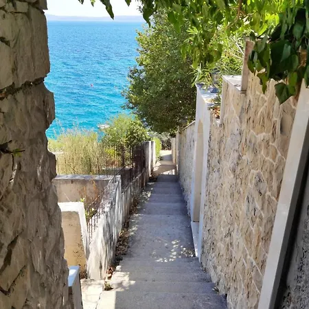Willa Rastichi Amazing Seaview *
